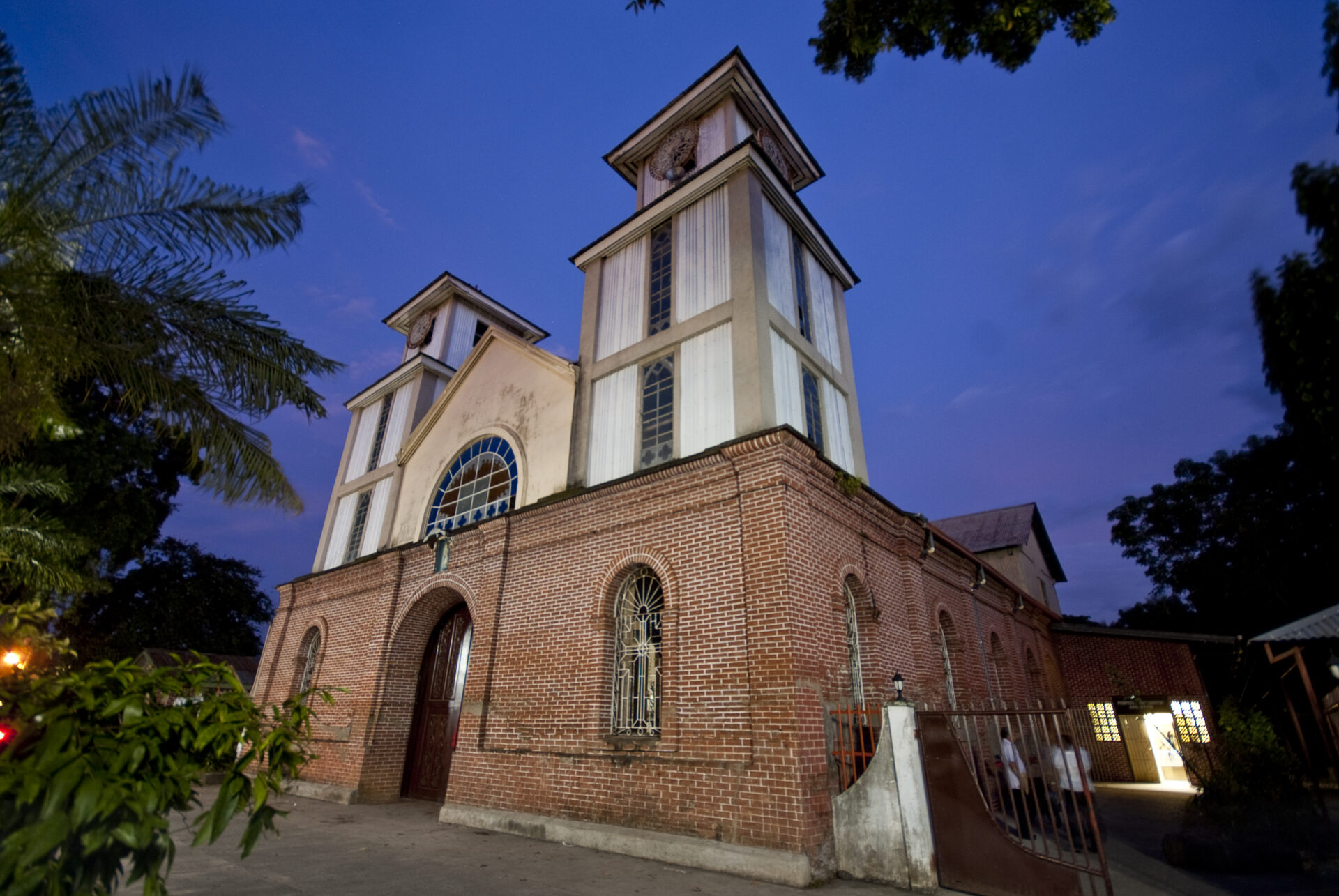 The Immaculate Conception Church is even more stunning at dusk. Photo courtesy of the Department of Tourism – Region X.