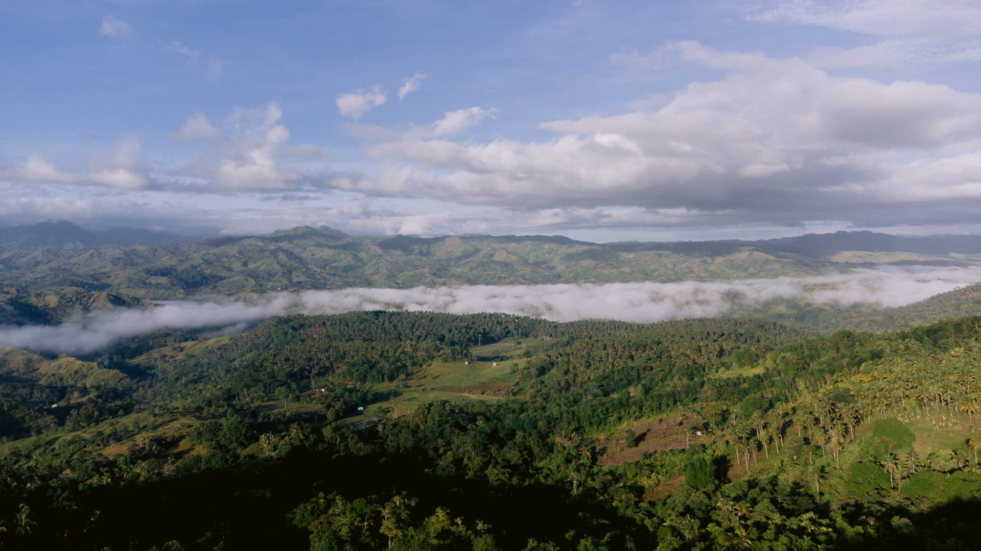 The Sea of Clouds as seen from the mountain top. Photo courtesy of the Department of Tourism – Region IX.